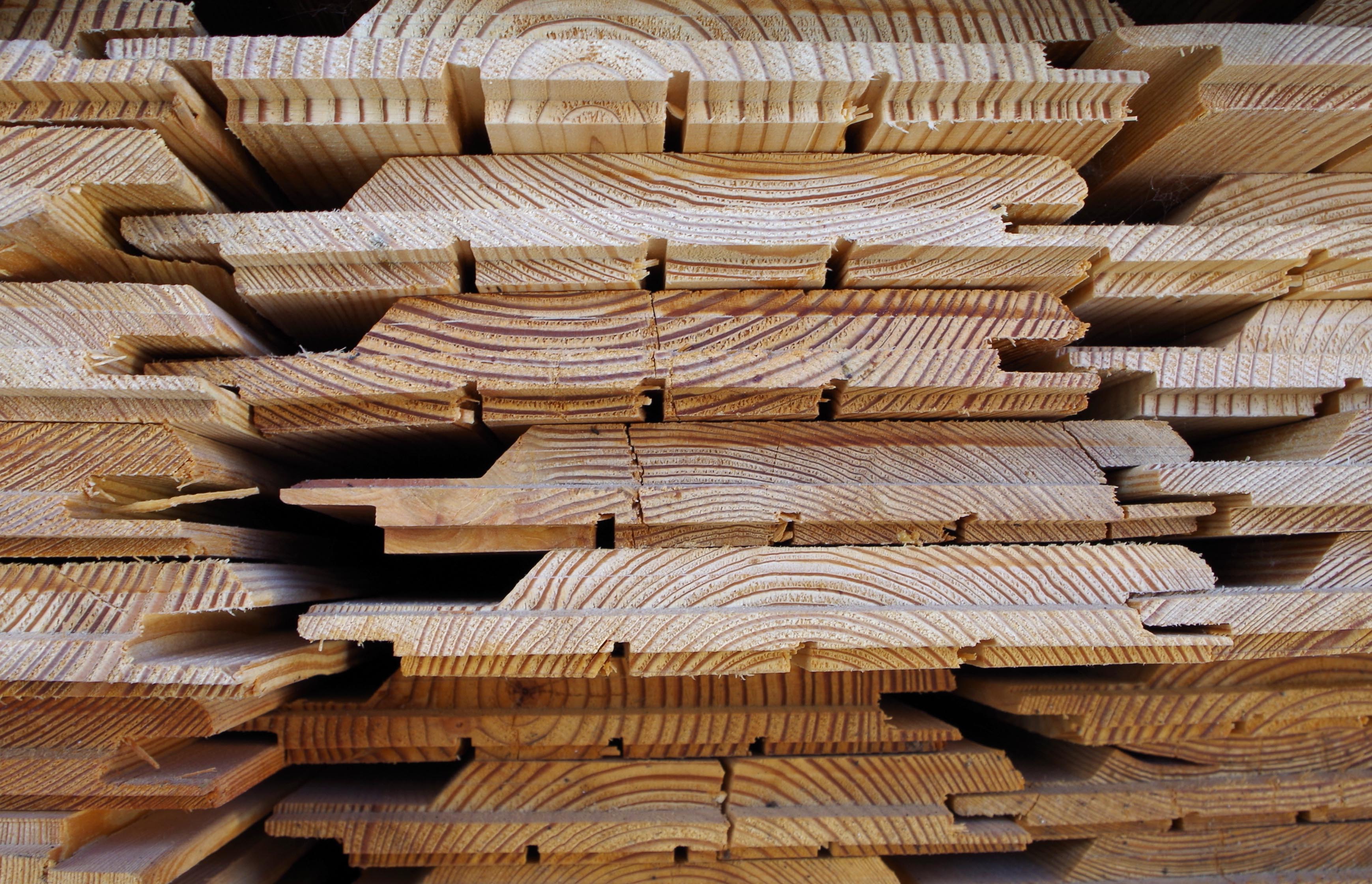 //www.teamwoodtimber.com/wp-content/uploads/2015/05/TW-92988-LARCH-21x132x4-FRENCH-1.jpg